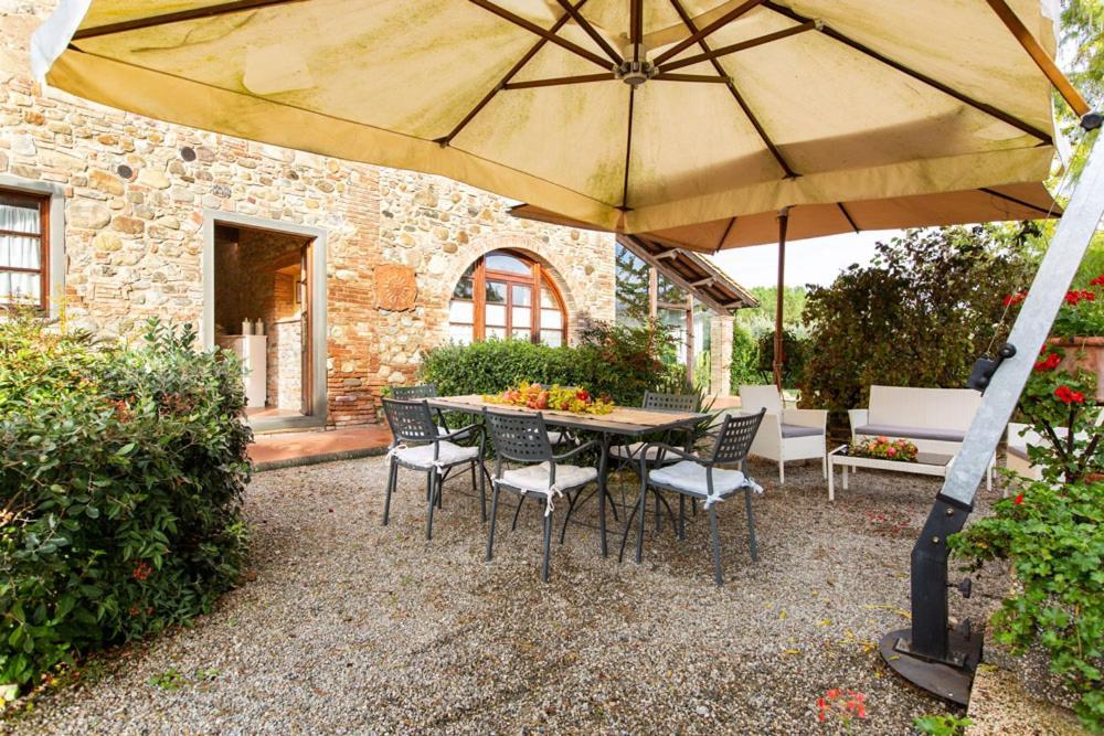 Agriturismo Il Selvino Terricciola Номер фото